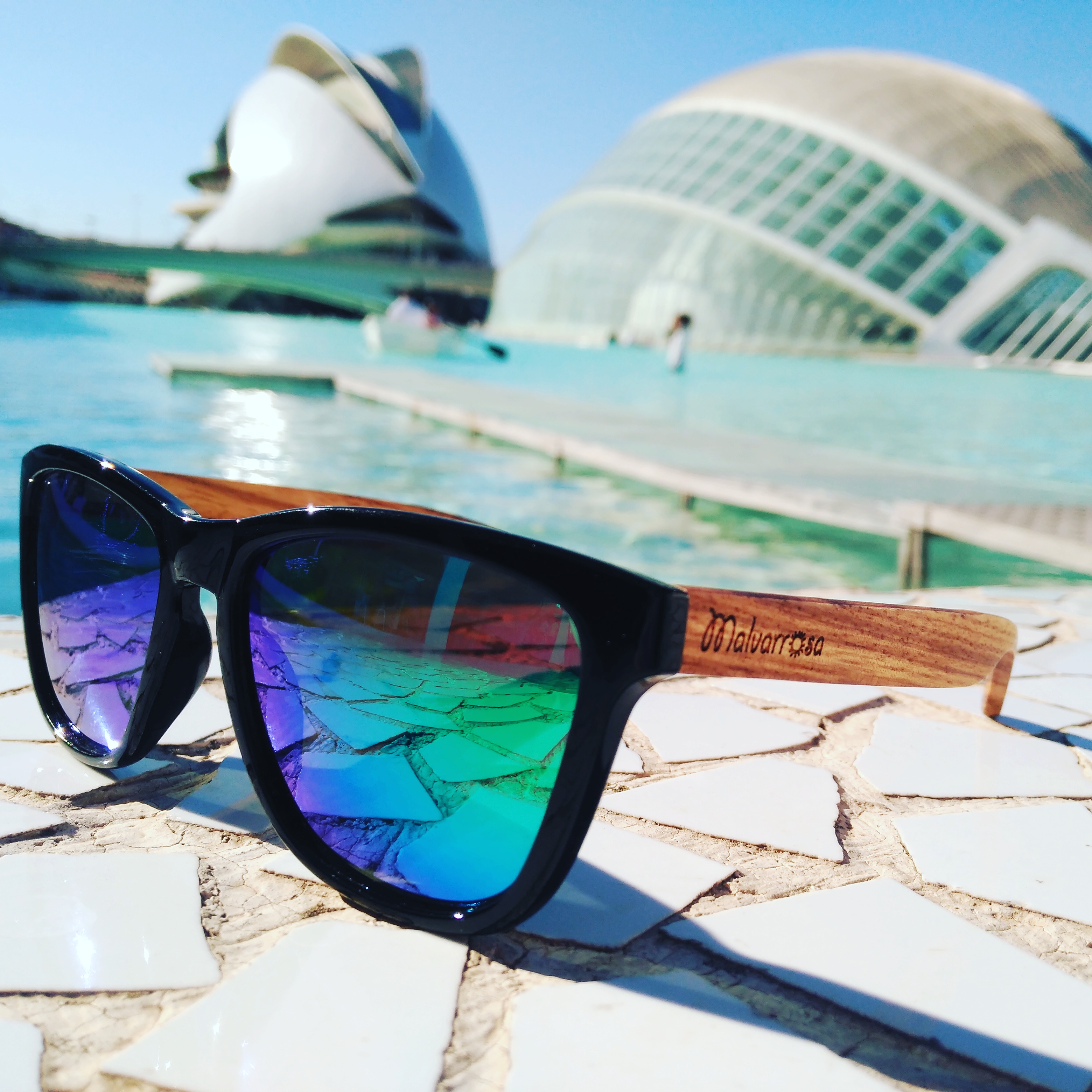 Malvarrosa Sunglasses nueva colaboración.